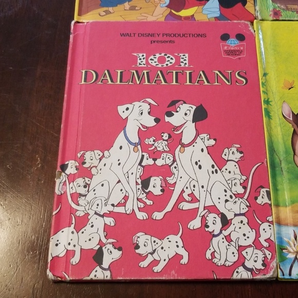 Disney books. - Picture 4 of 5